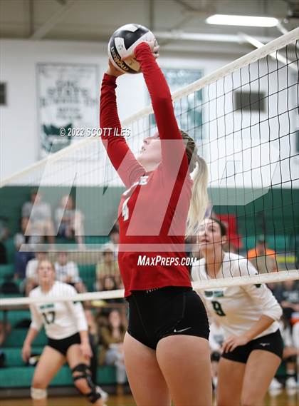 Thumbnail 2 in Trimble @ Fisher Catholic photogallery.