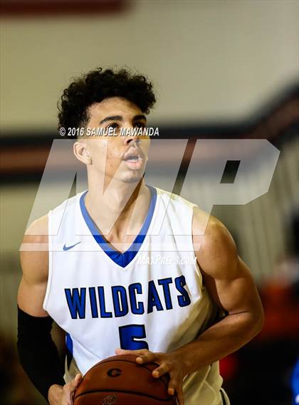 Thumbnail 3 in Agoura vs Windward (West Valley Thanksgiving Tip-Off Classic) photogallery.