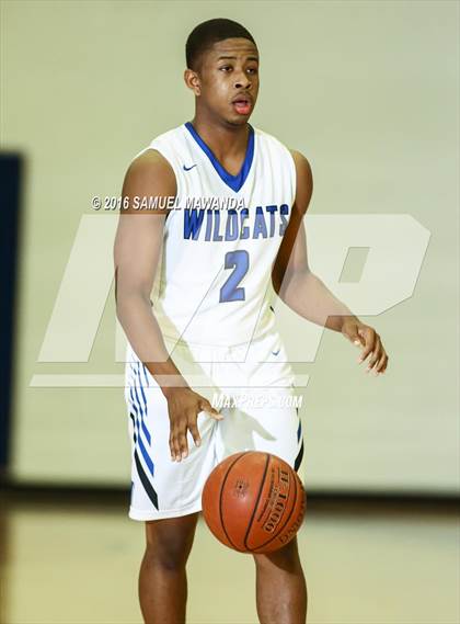 Thumbnail 2 in Agoura vs Windward (West Valley Thanksgiving Tip-Off Classic) photogallery.