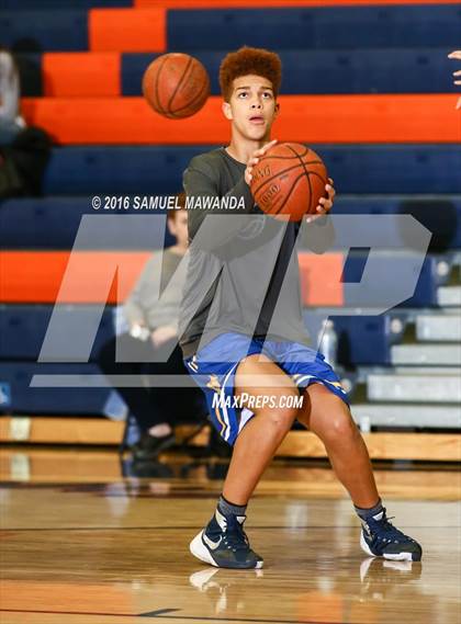 Thumbnail 1 in Agoura vs Windward (West Valley Thanksgiving Tip-Off Classic) photogallery.