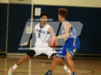 Thumbnail 1 in Agoura vs Windward (West Valley Thanksgiving Tip-Off Classic) photogallery.