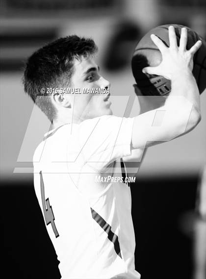Thumbnail 1 in Agoura vs Windward (West Valley Thanksgiving Tip-Off Classic) photogallery.
