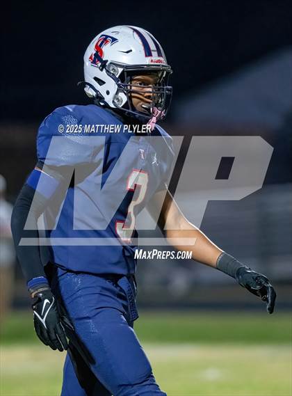 Thumbnail 2 in E.E. Smith vs Terry Sanford (NCHSAA 6A First Round) photogallery.