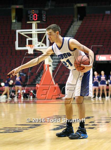 Thumbnail 3 in Scottsdale Christian Academy vs. Snowflake (AIA D3 Semifinal) photogallery.