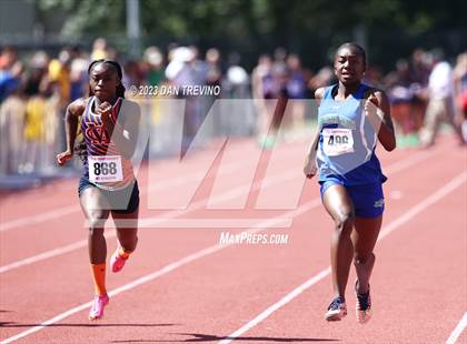 Thumbnail 3 in VHSL T&F State Championships - Class 5/6 (Track Events) photogallery.