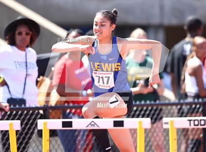Thumbnail 2 in VHSL T&F State Championships - Class 5/6 (Track Events) photogallery.