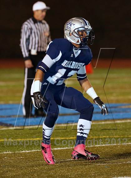 Thumbnail 1 in Montville vs. Hillhouse (CIAC Class M Semifinal) photogallery.