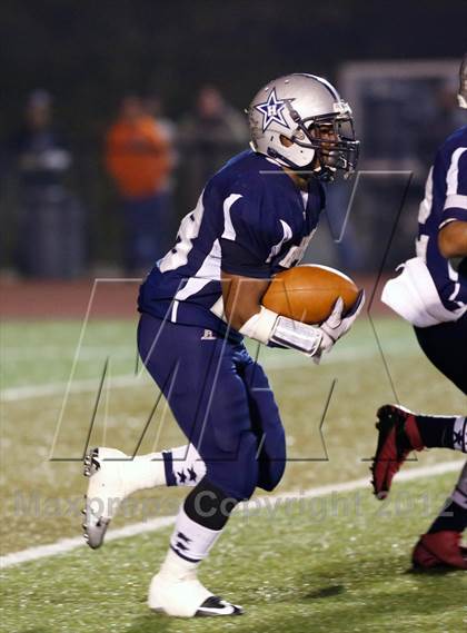 Thumbnail 1 in Montville vs. Hillhouse (CIAC Class M Semifinal) photogallery.