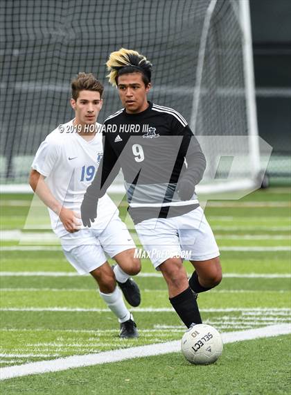 Thumbnail 2 in Midlothian vs. South Hills (Moritz Kia Tournament of Champions) photogallery.