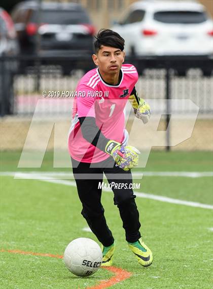 Thumbnail 3 in Midlothian vs. South Hills (Moritz Kia Tournament of Champions) photogallery.