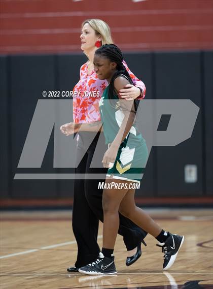 Thumbnail 3 in Ware County vs Warner Robins  photogallery.