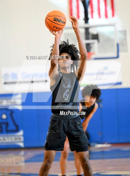 Thumbnail 2 in Apopka vs Lake Howell (14th Annual Earl Graham Metro vs Florida Challenge) photogallery.