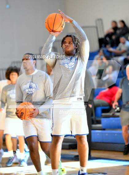 Thumbnail 2 in Apopka vs Lake Howell (14th Annual Earl Graham Metro vs Florida Challenge) photogallery.