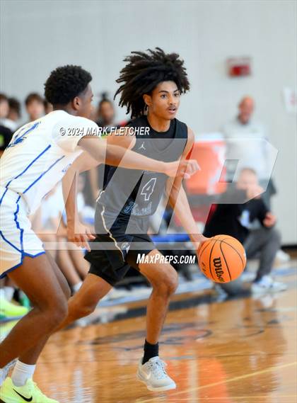 Thumbnail 2 in Apopka vs Lake Howell (14th Annual Earl Graham Metro vs Florida Challenge) photogallery.