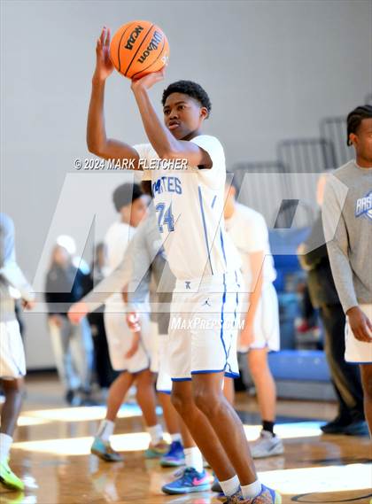 Thumbnail 3 in Apopka vs Lake Howell (14th Annual Earl Graham Metro vs Florida Challenge) photogallery.