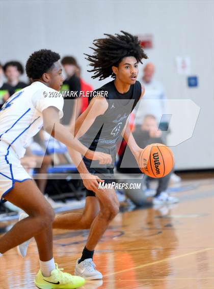 Thumbnail 3 in Apopka vs Lake Howell (14th Annual Earl Graham Metro vs Florida Challenge) photogallery.