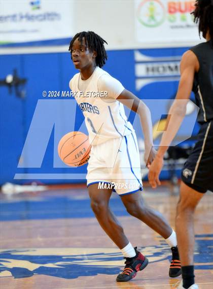 Thumbnail 3 in Apopka vs Lake Howell (14th Annual Earl Graham Metro vs Florida Challenge) photogallery.