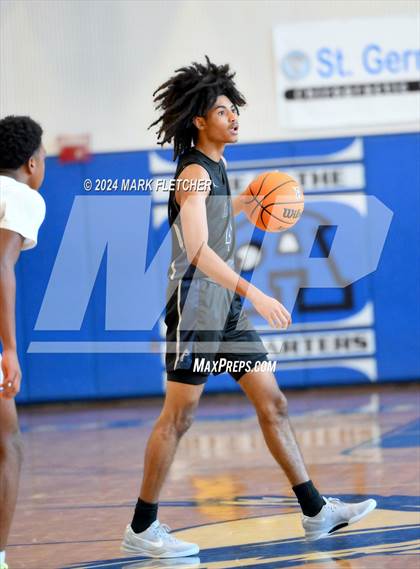 Thumbnail 1 in Apopka vs Lake Howell (14th Annual Earl Graham Metro vs Florida Challenge) photogallery.
