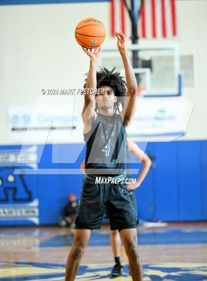 Thumbnail 1 in Apopka vs Lake Howell (14th Annual Earl Graham Metro vs Florida Challenge) photogallery.