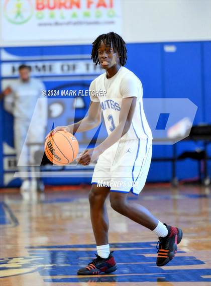 Thumbnail 1 in Apopka vs Lake Howell (14th Annual Earl Graham Metro vs Florida Challenge) photogallery.