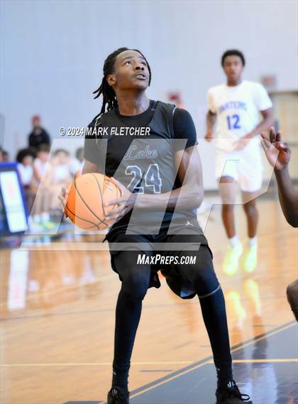Thumbnail 1 in Apopka vs Lake Howell (14th Annual Earl Graham Metro vs Florida Challenge) photogallery.