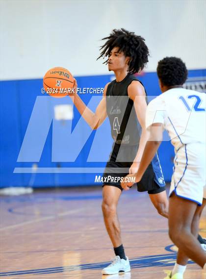 Thumbnail 1 in Apopka vs Lake Howell (14th Annual Earl Graham Metro vs Florida Challenge) photogallery.