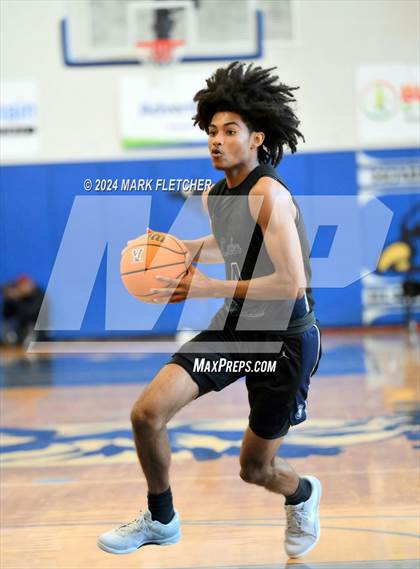 Thumbnail 3 in Apopka vs Lake Howell (14th Annual Earl Graham Metro vs Florida Challenge) photogallery.