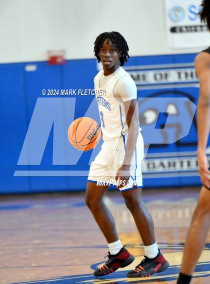 Thumbnail 2 in Apopka vs Lake Howell (14th Annual Earl Graham Metro vs Florida Challenge) photogallery.