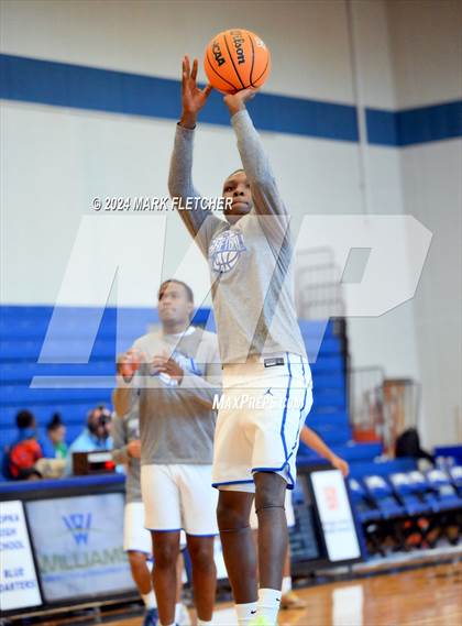 Thumbnail 3 in Apopka vs Lake Howell (14th Annual Earl Graham Metro vs Florida Challenge) photogallery.