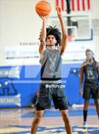 Photo from the gallery "Apopka vs Lake Howell (14th Annual Earl Graham Metro vs Florida Challenge)"