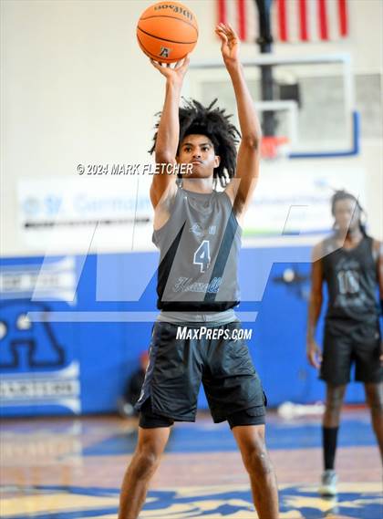 Thumbnail 1 in Apopka vs Lake Howell (14th Annual Earl Graham Metro vs Florida Challenge) photogallery.