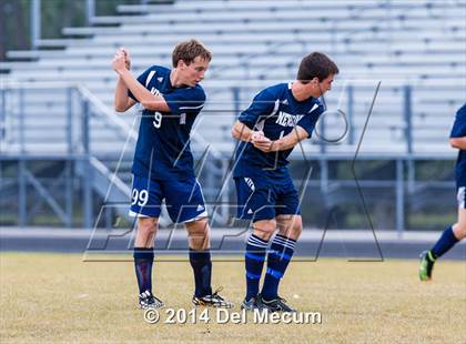 Thumbnail 3 in Newsome vs. King photogallery.