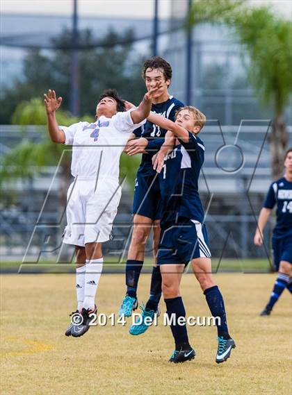 Thumbnail 2 in Newsome vs. King photogallery.