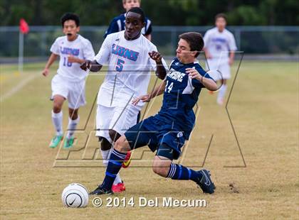 Thumbnail 3 in Newsome vs. King photogallery.