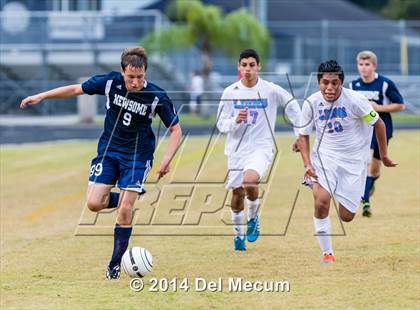 Thumbnail 2 in Newsome vs. King photogallery.