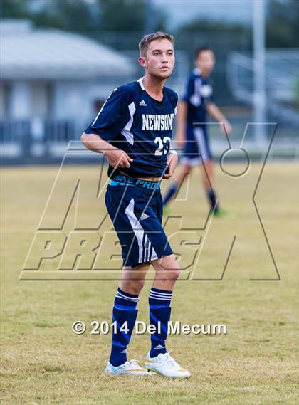 Thumbnail 1 in Newsome vs. King photogallery.