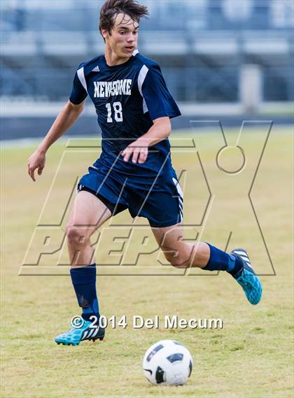 Thumbnail 1 in Newsome vs. King photogallery.