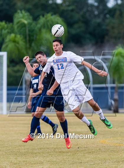 Thumbnail 1 in Newsome vs. King photogallery.