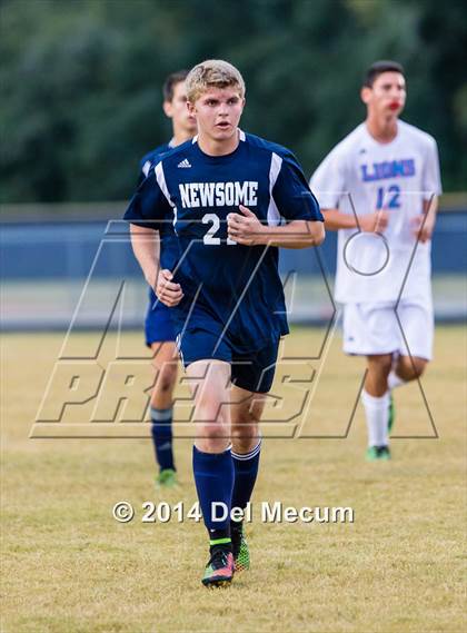 Thumbnail 1 in Newsome vs. King photogallery.