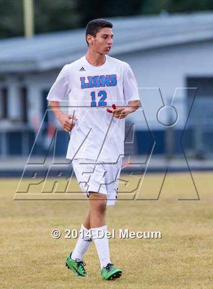 Thumbnail 3 in Newsome vs. King photogallery.