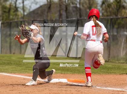 Thumbnail 3 in Pottsboro @ Howe photogallery.