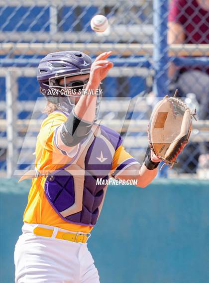 Thumbnail 1 in Desert Heights Prep vs. Payson photogallery.