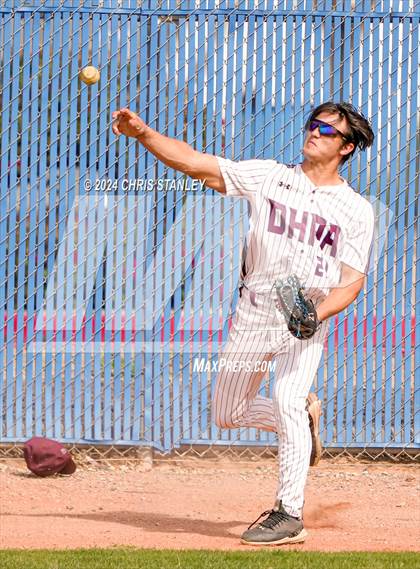 Thumbnail 3 in Desert Heights Prep vs. Payson photogallery.