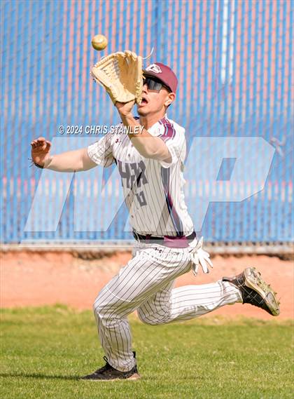 Thumbnail 2 in Desert Heights Prep vs. Payson photogallery.