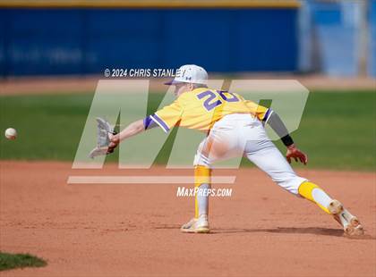 Thumbnail 2 in Desert Heights Prep vs. Payson photogallery.