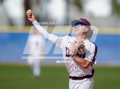 Thumbnail 1 in Desert Heights Prep vs. Payson photogallery.