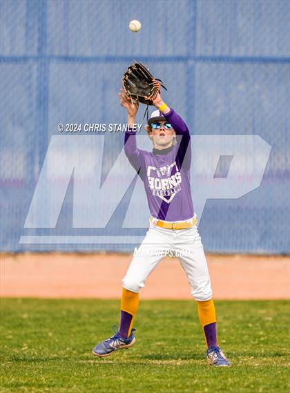 Thumbnail 3 in Desert Heights Prep vs. Payson photogallery.