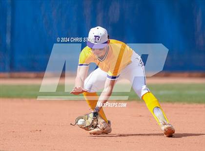 Thumbnail 2 in Desert Heights Prep vs. Payson photogallery.