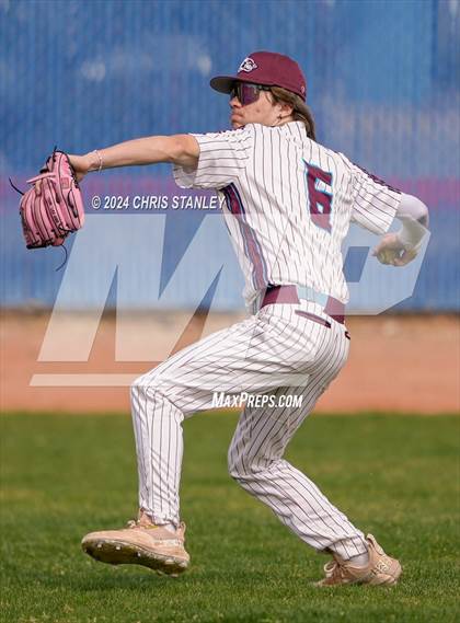 Thumbnail 1 in Desert Heights Prep vs. Payson photogallery.