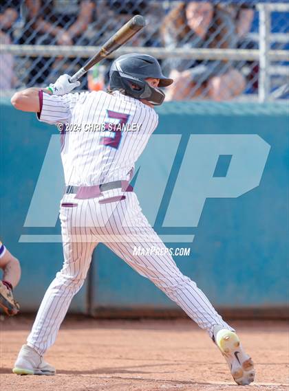 Thumbnail 3 in Desert Heights Prep vs. Payson photogallery.
